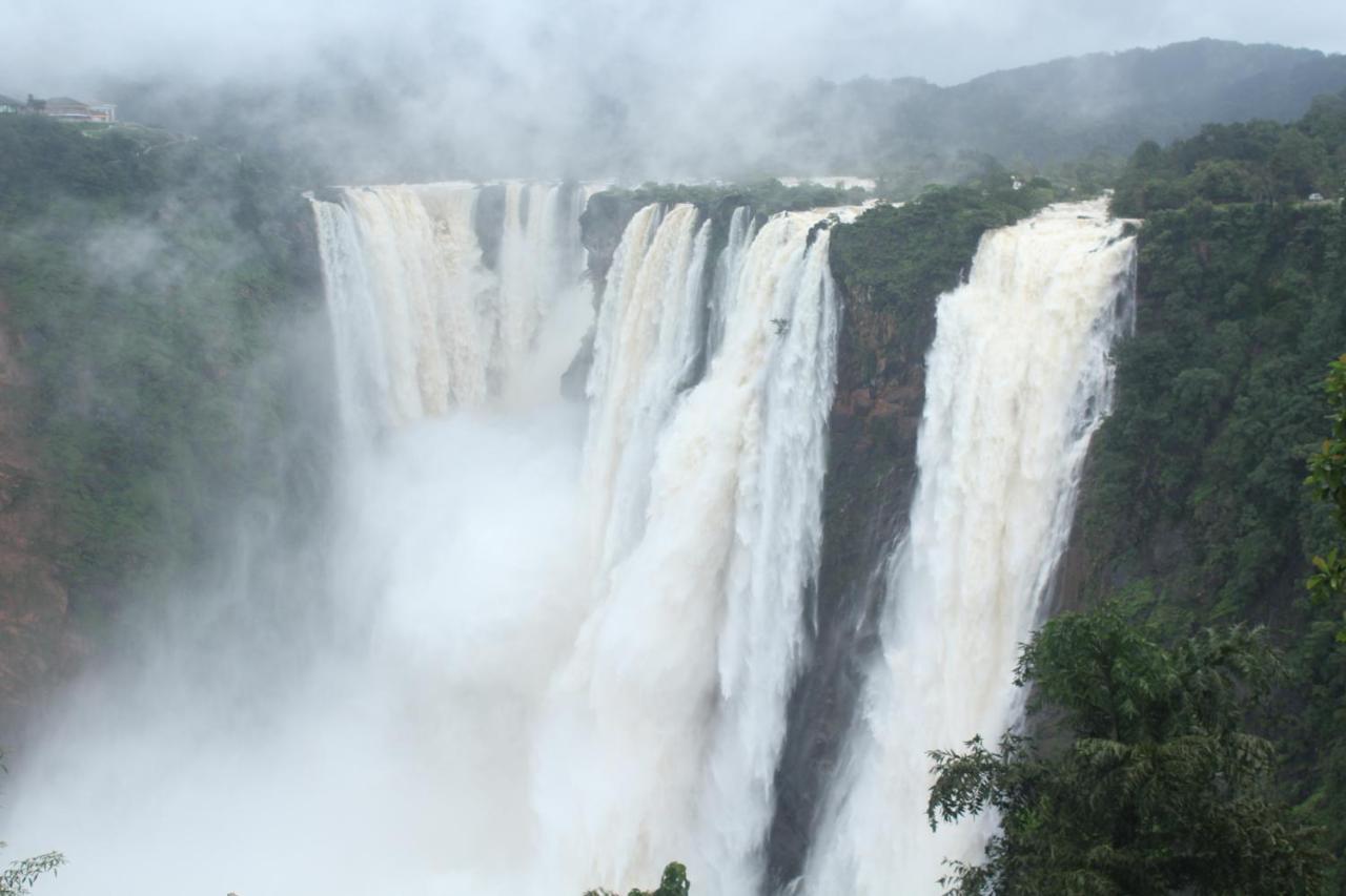 Kstdc Hotel Mayura Gerusoppa, Jogfalls Māvingundi Εξωτερικό φωτογραφία